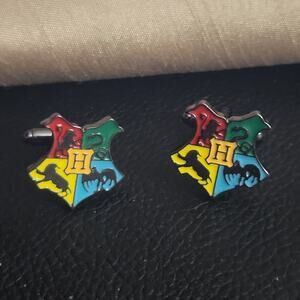 Harry Potter Hogwarts crest logo cufflinks